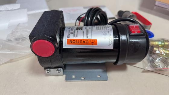 De 24V brandstofpomp voor graafmachines is geschikt voor graafmachines en bouwmachines van series zoals Komatsu, Kobelco, Hitachi, CAT en Daewoo.