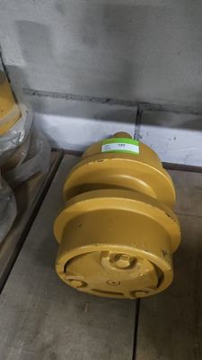 E330 graafmachine onderwagen onderdelen: draagrollen, looprollen, vier wielen en één rupsband, geschikt voor CAT graafmachines en mijnbouwmachines