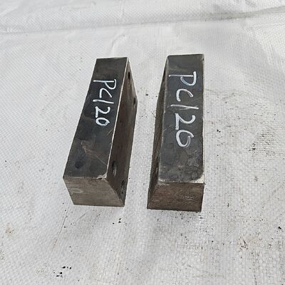 Precisie CNC-gefreesde trekkerwielzitting voor Komatsu PC120 PC1205 PC1206 graafmachines met nauwkeurige montagegaten voor directe installatie