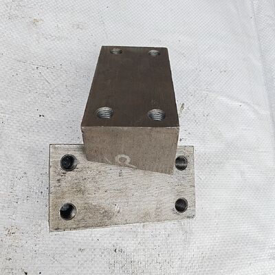 Precisie CNC-gefreesde trekkerwielzitting voor Komatsu PC120 PC1205 PC1206 graafmachines met nauwkeurige montagegaten voor directe installatie