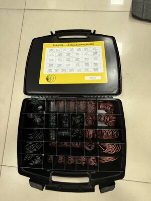 Reparatieset voor graafmachinekeerringen met aparte opbergdoos met raster en geprinte maattabel voor gemakkelijke toegang en minder machinestilstand